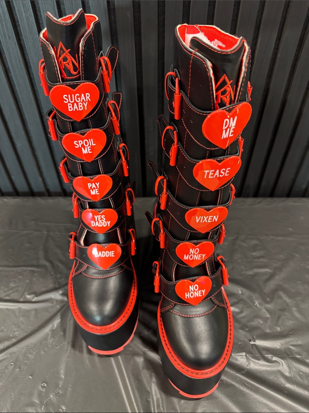 YRU Dune Black and Red Platform Heart-Strap Boots